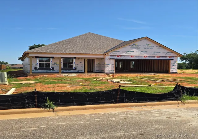 Homes for sale in Prattville, AL | 483 Joyce St, Prattville, AL 36066 | MLS# 586261
