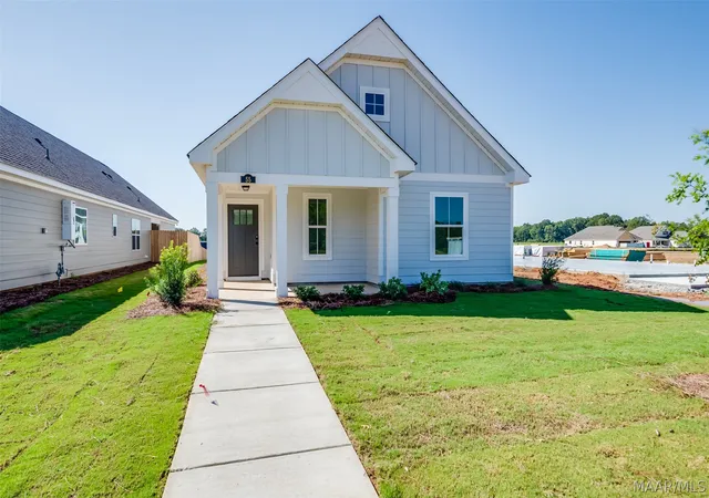 Photo 1 of Single family home for sale at 55 Meadowbrooke Dr, Prattville, AL 36066 | MLS# 586263 | Listing updated on 2026-09-18