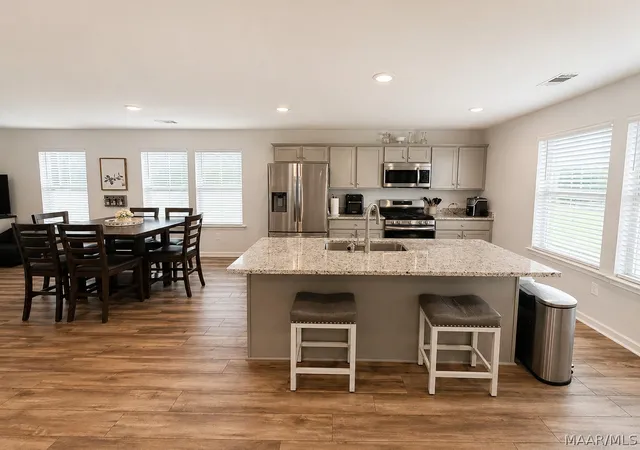4th image of 24 Pedric Dr, Wetumpka, AL 36093 | MLS# 586274