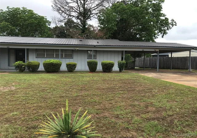 2nd image of 999 Randolph Cir, Selma, AL 36701 | MLS# 586255