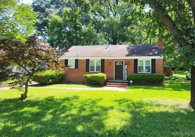 1st image of 1933 Bullard St, Montgomery, AL 36106 | MLS# 586300