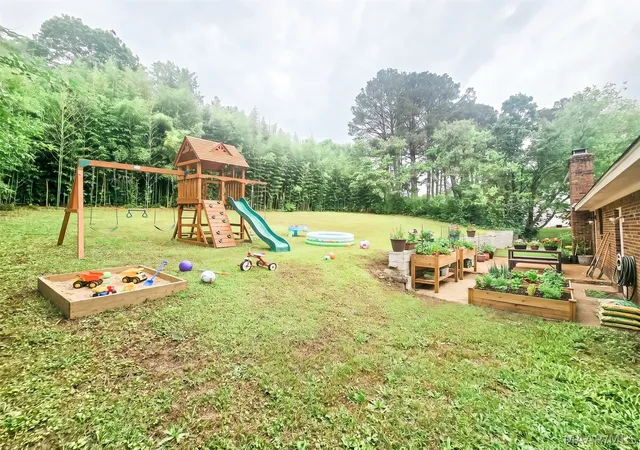 38th image of 623 Marlyn Dr, Prattville, AL 36067 | MLS# 586303
