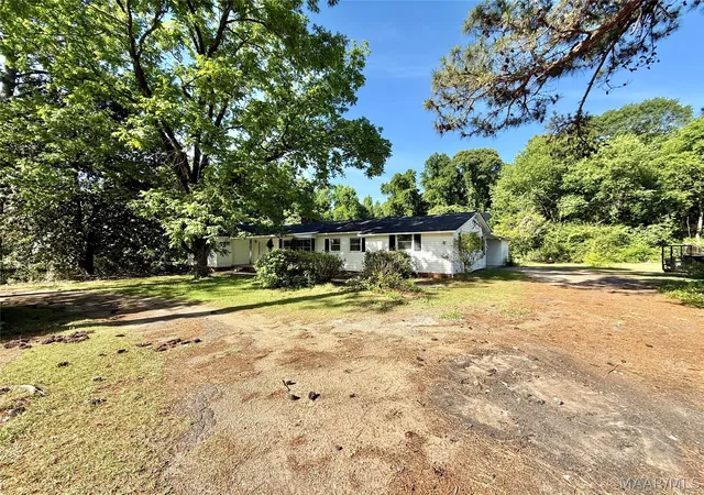 4th image of 1355 N Ann Ave, Tallassee, AL 36078 | MLS# 586325
