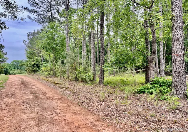 2nd image of 2367 Mitchell Creek Rd, Wetumpka, AL 36093 | MLS# 586354