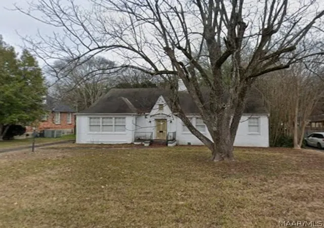 Homes for sale in Montgomery, AL | 3325 Lexington Rd, Montgomery, AL 36106 | MLS# 586362