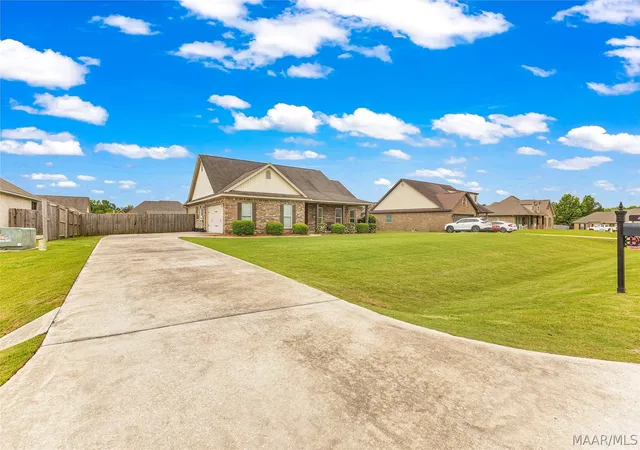 2nd image of 44 Ben Ct, Wetumpka, AL 36092 | MLS# 586366