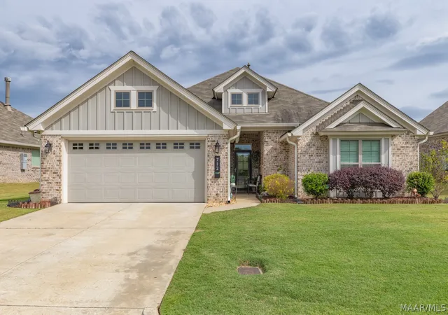 Homes for sale in Prattville, AL | 712 Hedgefield Wy, Prattville, AL 36066 | MLS# 586239