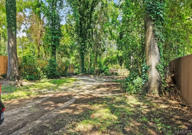 42nd image of 1241 S Hull St, Montgomery, AL 36104 | MLS# 586416