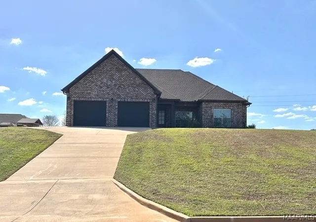 Homes for sale in Enterprise, AL | 32 County Road 563, Enterprise, AL 36330 | MLS# 586473