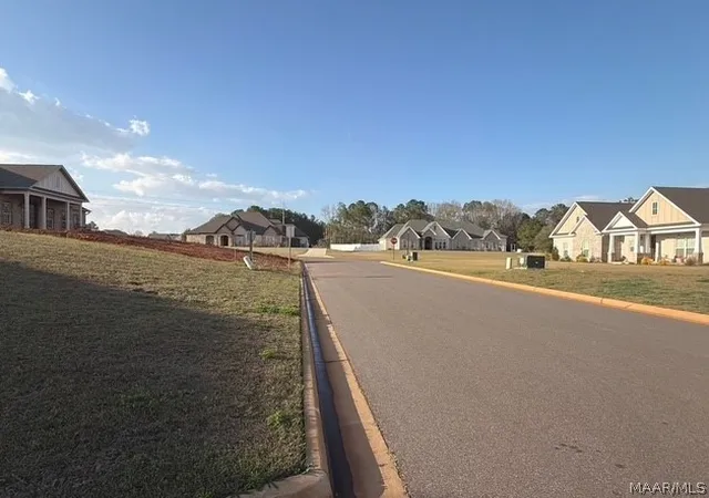Homes for sale in Enterprise, AL | 32 County Road 563, Enterprise, AL 36330 | MLS# 586473