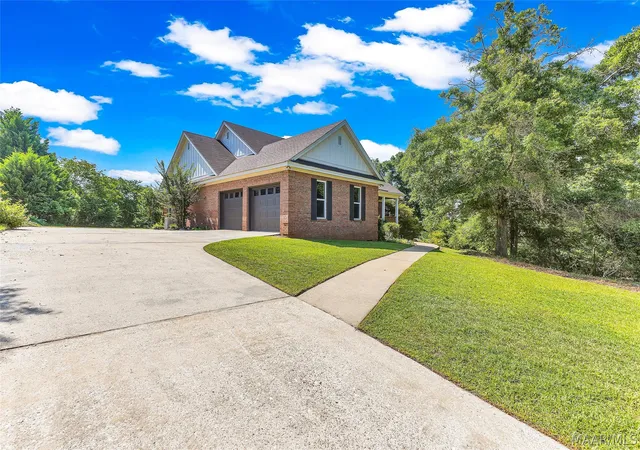 2nd image of 221 Doe Dr, Prattville, AL 36067 | MLS# 586481