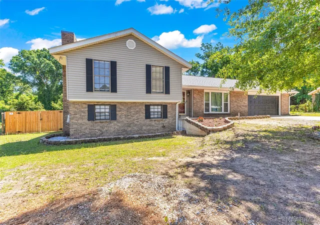 2nd image of 280 Daffodil Ct, Millbrook, AL 36054 | MLS# 586458