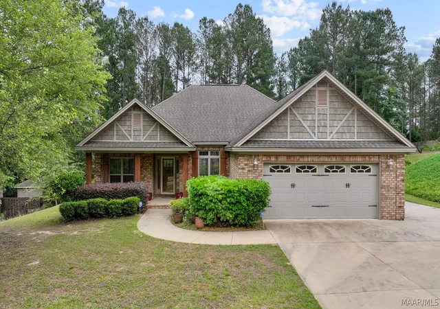 3rd image of 208 Southern Hills Dr, Wetumpka, AL 36093 | MLS# 586552