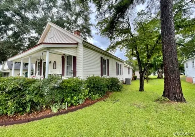 2nd image of 211 Central Blvd, Tallassee, AL 36078 | MLS# 586612
