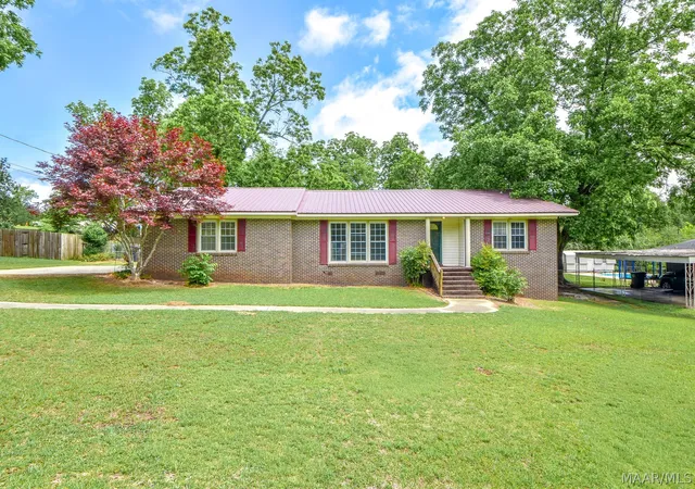 1st image of 1787 Eastwood Dr, Alexander City, AL 35010 | MLS# 586643