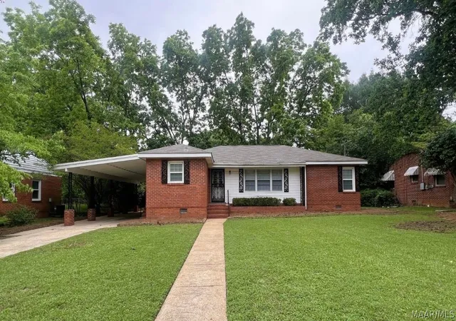 Photo 1 of Single family home for sale at 3581 Honeysuckle Rd, Montgomery, AL 36109 | MLS# 586736 | Listing updated on 2026-07-14
