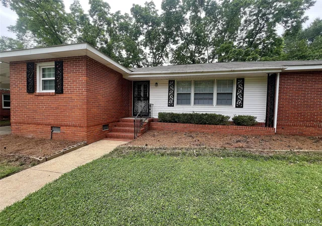 Photo 2 of Single family home for sale at 3581 Honeysuckle Rd, Montgomery, AL 36109 | MLS# 586736 | Listing updated on 2026-07-14