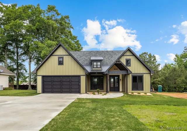 3rd image of 1604 4Th Ave N, Clanton, AL 35045 | MLS# 586511