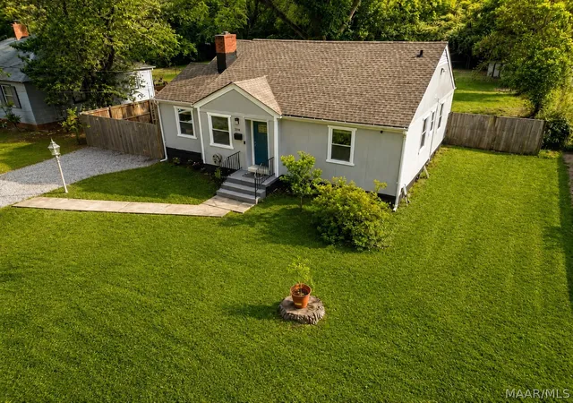 2nd image of 3318 S Hull St, Montgomery, AL 36105 | MLS# 586695