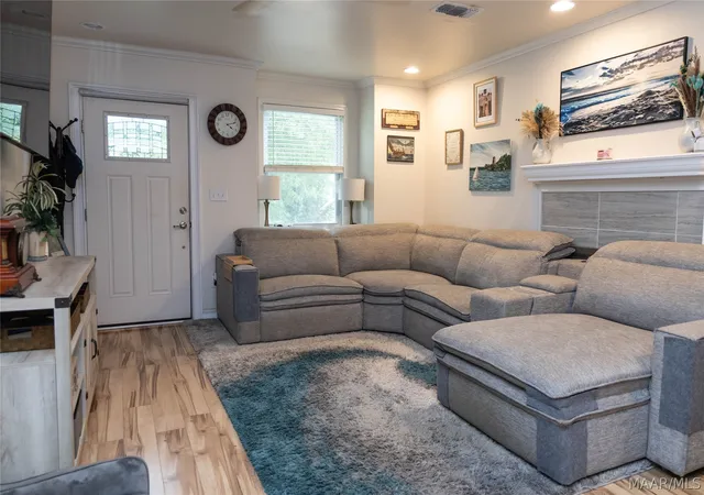 3rd image of 3318 S Hull St, Montgomery, AL 36105 | MLS# 586695