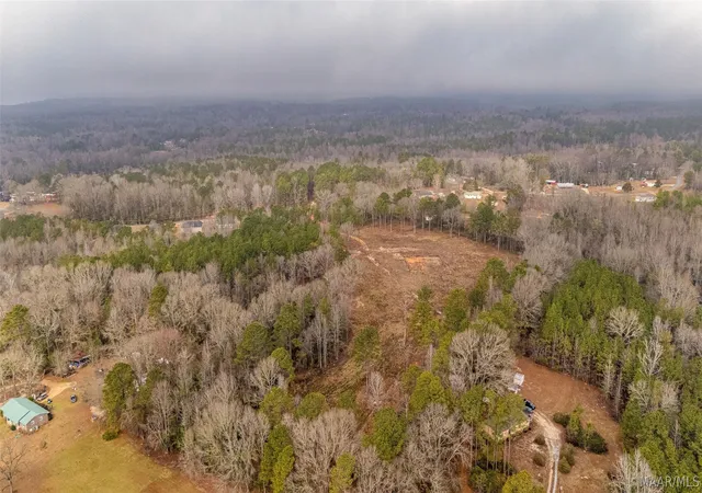2nd image of 272 Shadow Wood Ln, Wetumpka, AL 36092 | MLS# 586808