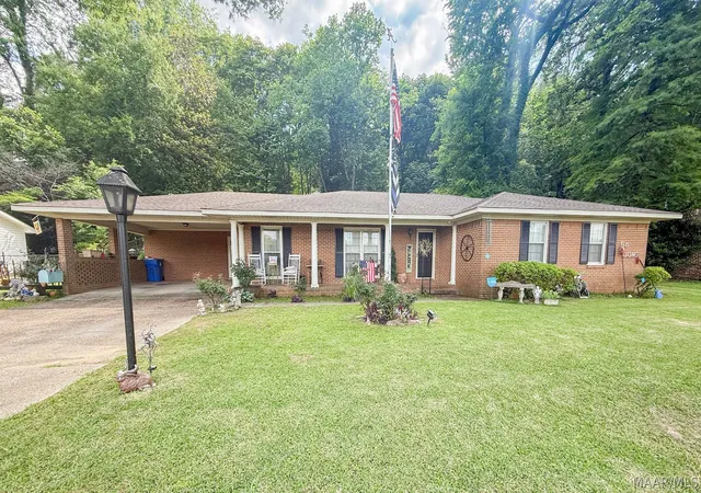 1st image of 174 Maple St, Prattville, AL 36067 | MLS# 586869