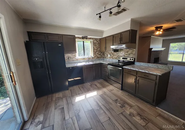 2nd image of 49 Glenwood Ct, Millbrook, AL 36054 | MLS# 586757