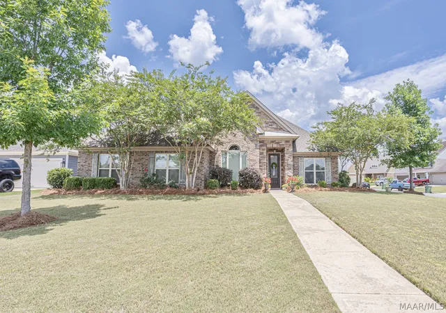 3rd image of 1513 Manor Park Ct, Montgomery, AL 36117 | MLS# 586904