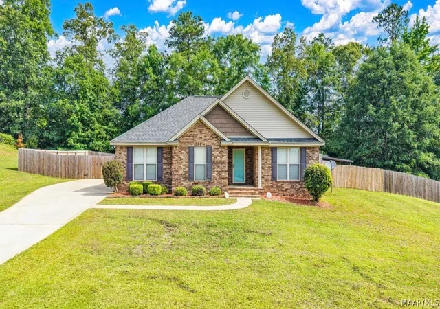 Homes for sale in Deatsville, AL | 115 Fox Run Dr, Deatsville, AL 36022 | MLS# 586975