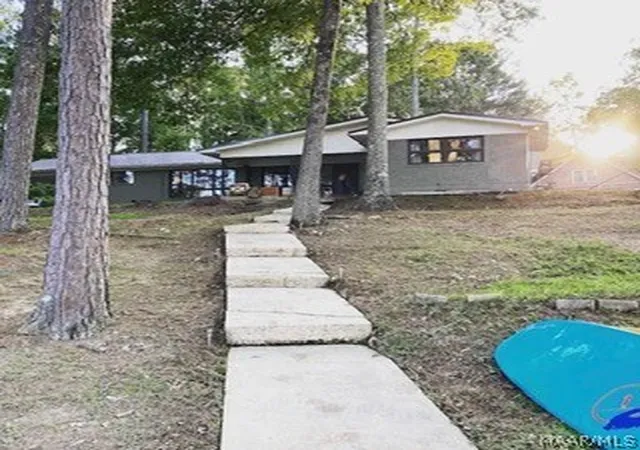 Homes for sale in Eclectic, AL | 210 Shady Lane Rd, Eclectic, AL 36024 | MLS# 586978