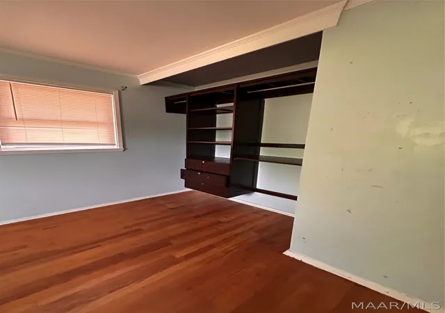 Photo 3 of Single family home for sale at 121 S Ann St, Enterprise, AL 36330 | MLS# 587029 | Listing updated on 2026-08-26