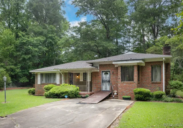24th image of 426 North Dr, Marion, AL 36756 | MLS# 586812