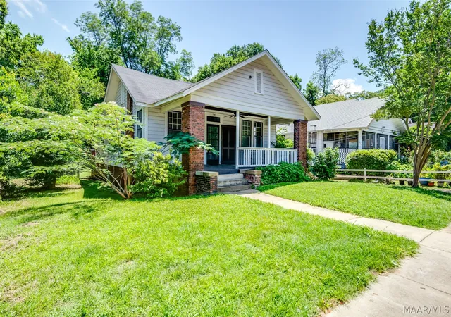 Homes for sale in Montgomery, AL | 949 S Lawrence St, Montgomery, AL 36104 | MLS# 586881