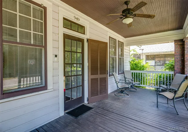 Homes for sale in Montgomery, AL | 949 S Lawrence St, Montgomery, AL 36104 | MLS# 586881