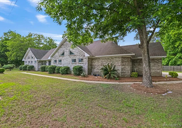 3rd image of 3550 Lehigh St, Montgomery, AL 36108 | MLS# 587097