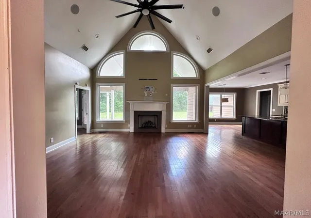4th image of 409 Oak Valley Rd, Deatsville, AL 36022 | MLS# 586968