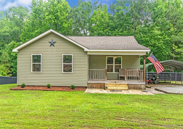 Homes for sale in Wetumpka, AL | 346 Fortner Ln, Wetumpka, AL 36092 | MLS# 587123