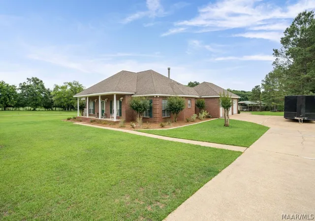 Photo 3 of Single family home for sale at 1503 Northington Rd, Prattville, AL 36067 | MLS# 587080 | Listing updated on 2026-07-17