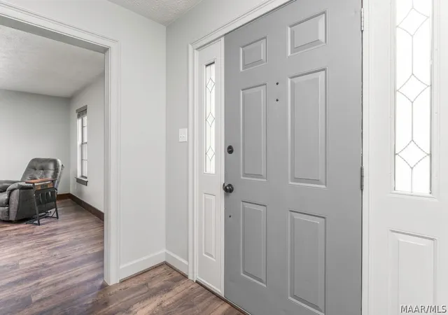 2nd image of 210 Scenic Dr, Elmore, AL 36025 | MLS# 587151