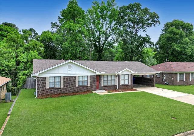 2nd image of 1243 Plum St, Prattville, AL 36066 | MLS# 587154