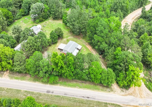 Homes for sale in Autaugaville, AL | 654 County Road 19 Road N, Autaugaville, AL 36003 | MLS# 587233