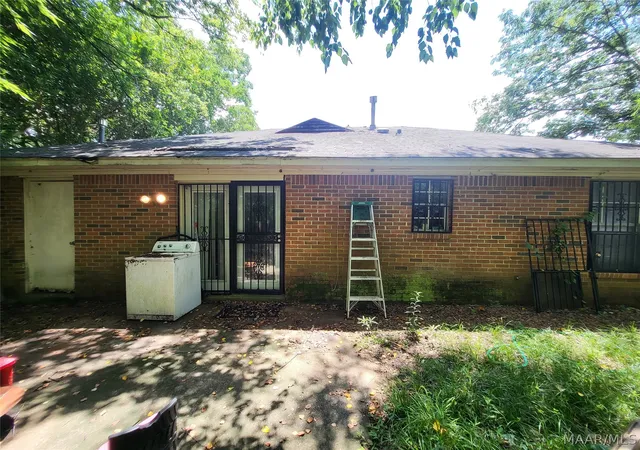 2nd image of 5813 Hyde Park Dr, Montgomery, AL 36117 | MLS# 587264