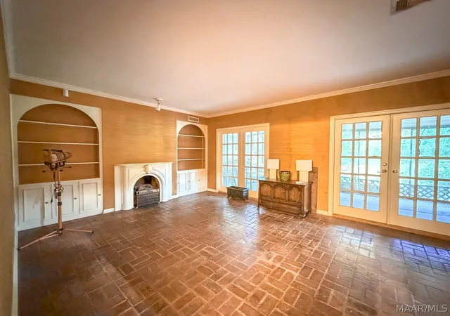Photo 3 of Single family home for sale at 1005 Bell Rd, Montgomery, AL 36117 | MLS# 586936 | Listing updated on 2026-08-27