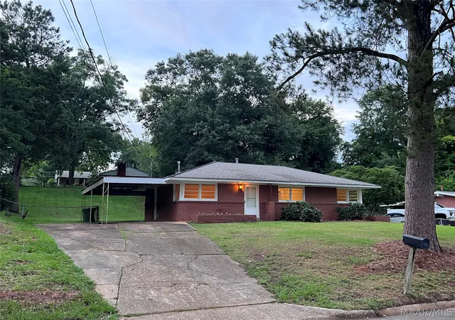 Photo 1 of Single family home for sale at 3607 Nottingham Rd, Montgomery, AL 36109 | MLS# 587344 | Listing updated on 2026-09-25