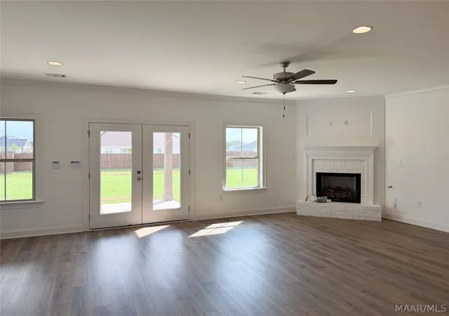 Photo 4 of Single family home for sale at 102 Dow Dr, Wetumpka, AL 36093 | MLS# 587377 | Listing updated on 2026-09-27