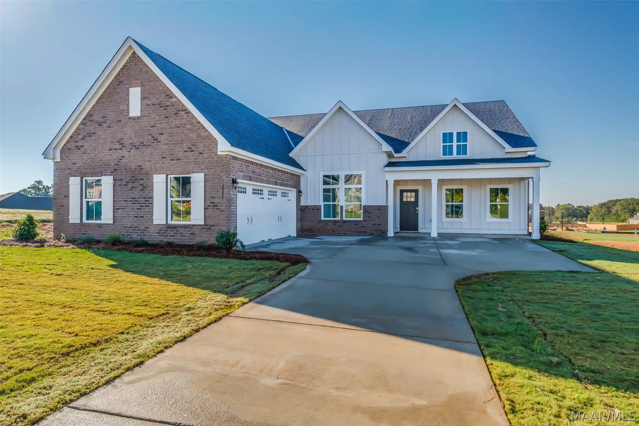 Photo 1 of Single family home for sale at 111 Saratoga Ln, Prattville, AL 36066 | MLS# 587382 | Listing updated on 2026-10-28