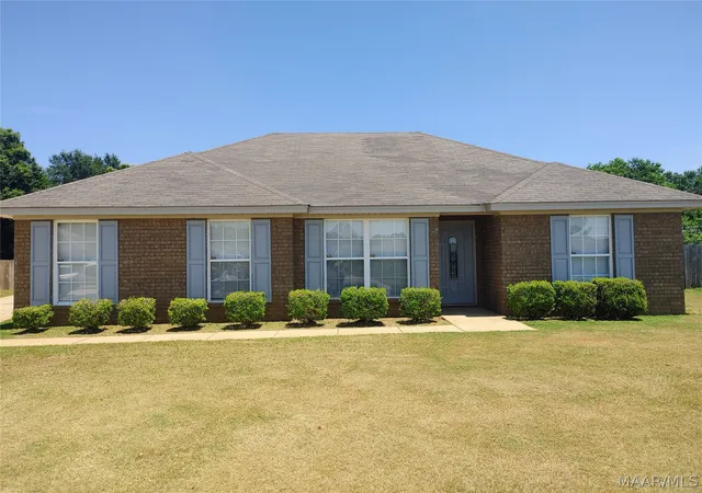 Homes for sale in Wetumpka, AL | 2 Christy Ct, Wetumpka, AL 36092 | MLS# 587214