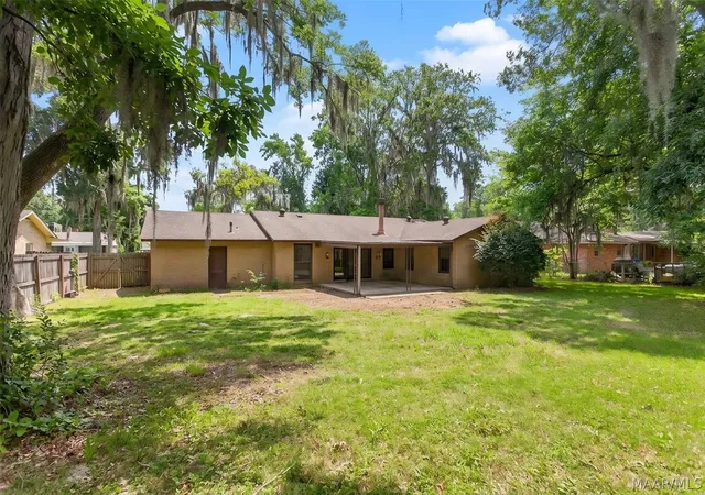 35th image of 2807 Page Pl, Montgomery, AL 36116 | MLS# 587405