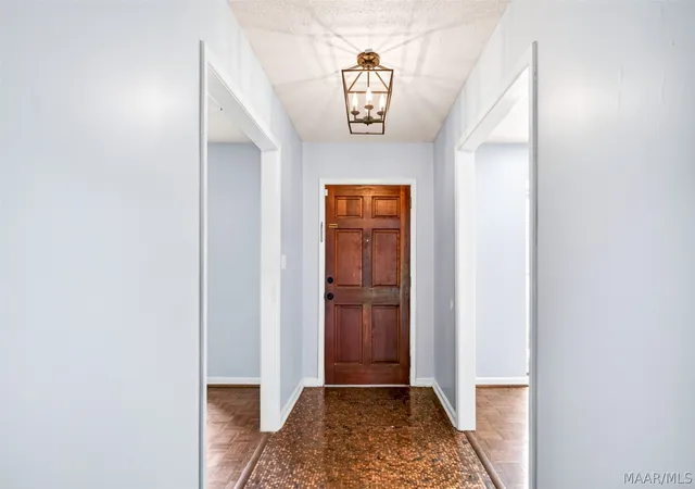 4th image of 2807 Page Pl, Montgomery, AL 36116 | MLS# 587405