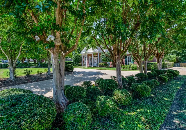 3rd image of 618 Pimblico Rd, Montgomery, AL 36109 | MLS# 587403
